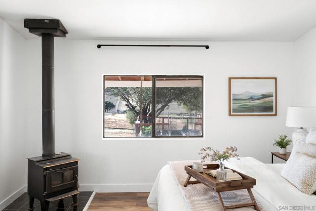 40110 Angora Ln, Temecula CA: https://media.crmls.org/mediaz/84c30a2c-d068-4b3b-a7cb-97c991ba7ea6.jpg