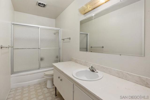 10021 Sierra Bonita, Spring Valley CA: https://media.crmls.org/mediaz/84c39e07-0289-4355-a8e5-079d89911c2a.jpg
