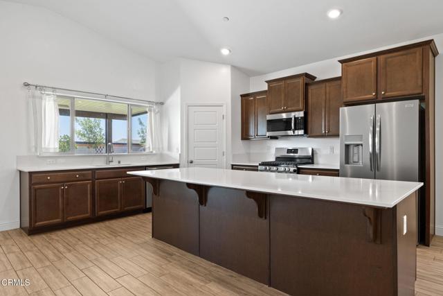 Detail Gallery Image 9 of 46 For 9101 Willow Terrace Dr, Shafter,  CA 93263 - 4 Beds | 2 Baths