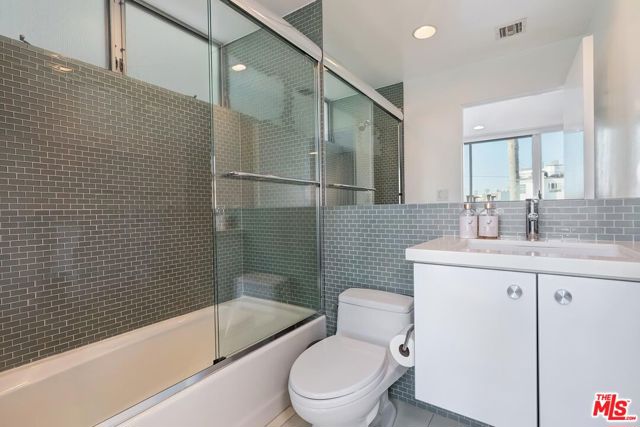 111 Eastwind Street photo 50