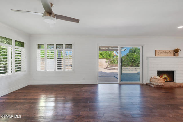 6344 Kerryhill Court, Agoura Hills CA: https://media.crmls.org/mediaz/84c5b3a4-a33c-4a6f-94d3-a54a2859957f.jpg