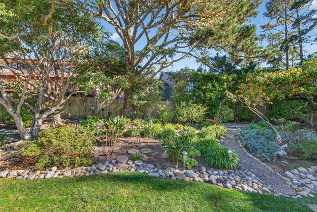 4051 Los Altos Drive, Pebble Beach CA: https://media.crmls.org/mediaz/84c65e52-83df-4b2c-ad6f-e496412a77a6.jpg
