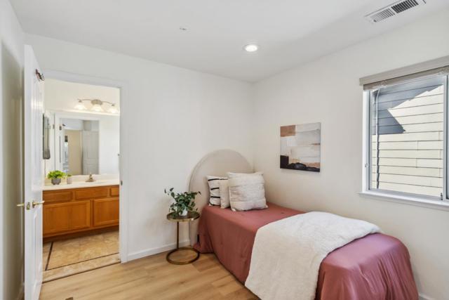 574 Skypark Drive, Scotts Valley CA: https://media.crmls.org/mediaz/84c67e6a-e5ff-40cc-850a-253f794962d0.jpg