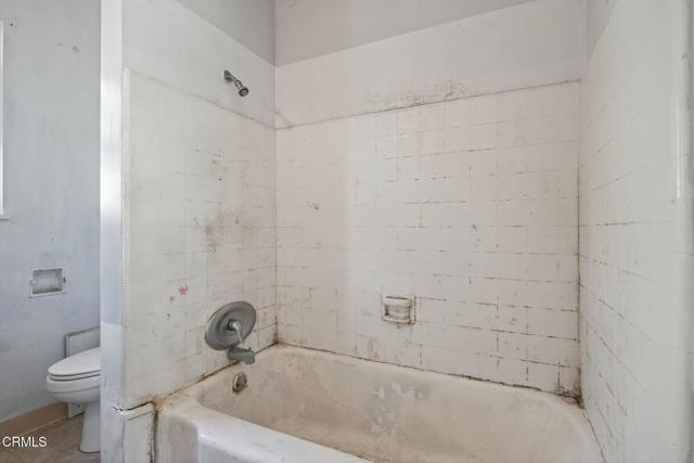286 Homer Avenue, Ventura CA: https://media.crmls.org/mediaz/84c6d19b-d332-4053-b659-878c08dc2f44.jpg