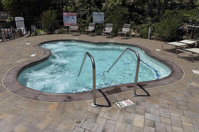 999 N Pacific Street, Oceanside CA: https://media.crmls.org/mediaz/84c7f57c-7fcb-4d60-b16f-f72d4f285131.jpg