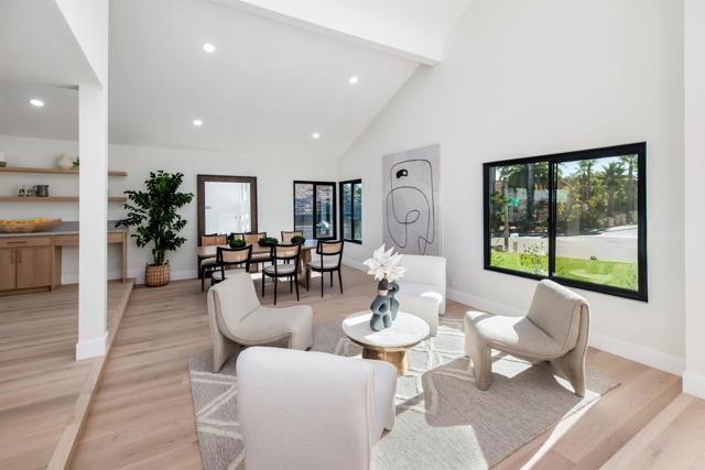 Detail Gallery Image 8 of 47 For 2568 Abedul St, Carlsbad,  CA 92009 - 4 Beds | 3/1 Baths