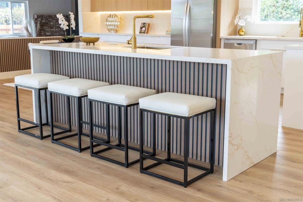 MLS #250039460SD image #16