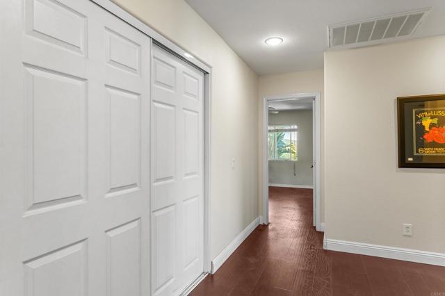 1049 Boulder, Oceanside CA: https://media.crmls.org/mediaz/84c9acaf-150d-497d-95bf-2daa3c405b6f.jpg