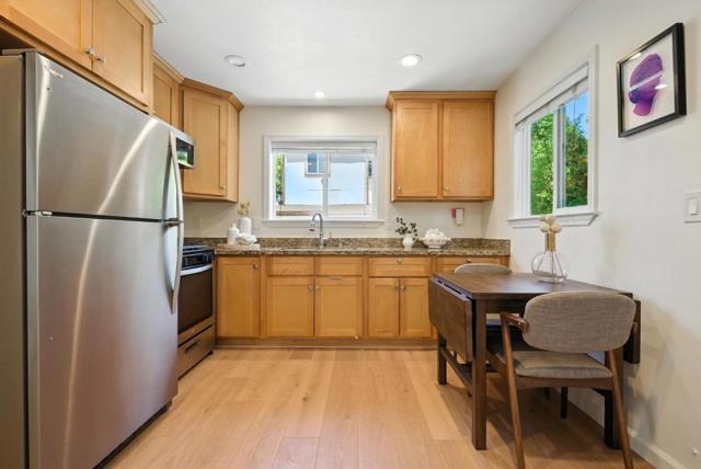 185 N 9th Street, San Jose CA: https://media.crmls.org/mediaz/84cbc99d-c60c-413b-970e-7e4855d9dcac.jpg