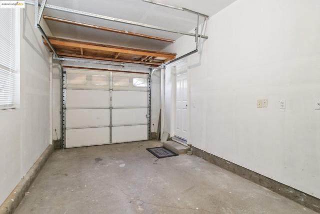 1838 Buck Mountain Ct, Antioch CA: https://media.crmls.org/mediaz/84cc06ff-8f36-474b-ae00-ead12ea426c0.jpg