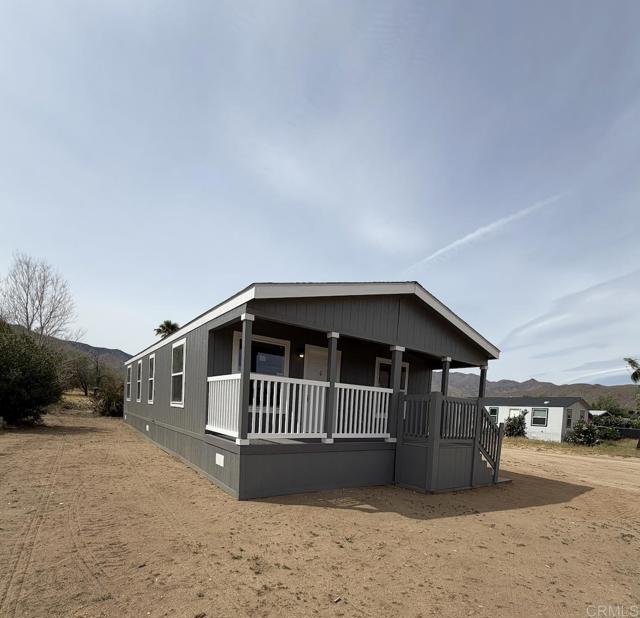 14925 Great Southern Overland Stage Route, Julian CA: https://media.crmls.org/mediaz/84cc4a02-47f9-43f5-992b-f3a9f5b0ec5f.jpg