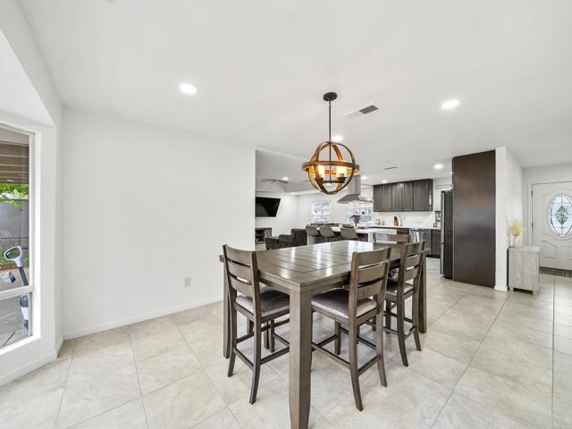 Detail Gallery Image 15 of 49 For 1562 Richandave Ave, El Cajon,  CA 92019 - 4 Beds | 2/1 Baths