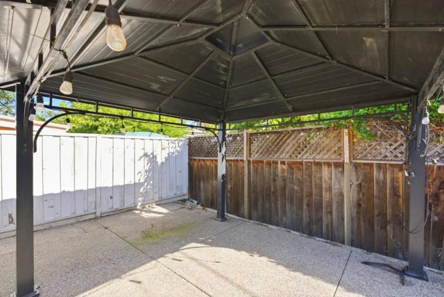 1650 S Wolfe Road, Sunnyvale CA: https://media.crmls.org/mediaz/84cdb146-8d2e-46ac-b867-193e72d3efd9.jpg