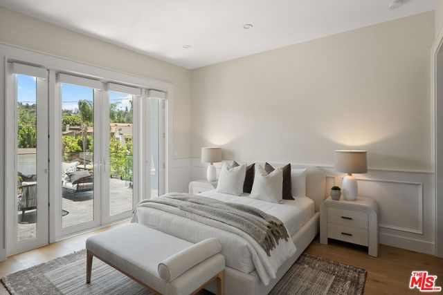 18057 Valley Vista Boulevard, Encino CA: https://media.crmls.org/mediaz/84cdca0e-6689-4f92-8a4c-c508529a4ce1.jpg