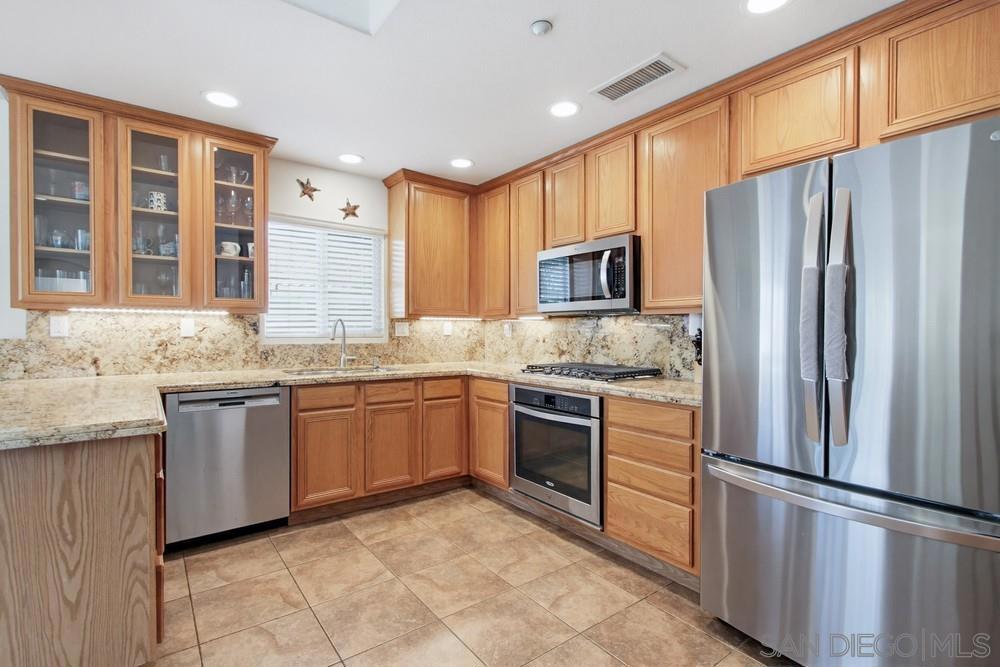 6377 Alexandri Cir - photo 12