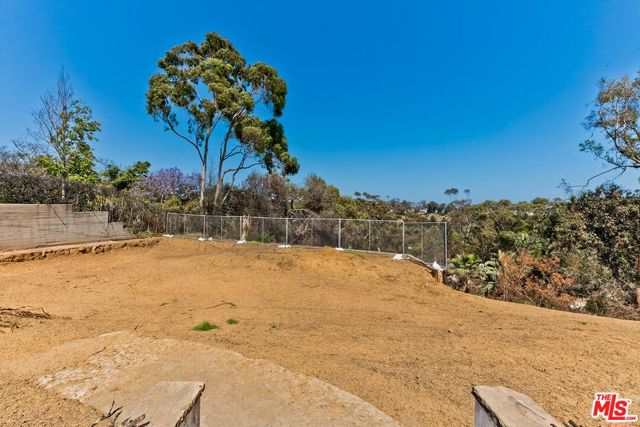 Drew Fenton | 824 Chautauqua Boulevard Pacific Palisades CA | MLS: 7272196