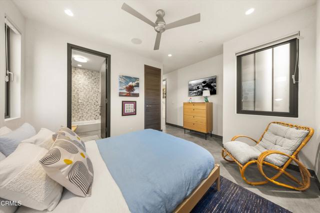 6768 Breakers Way, Ventura CA: https://media.crmls.org/mediaz/84ce95be-5f01-4665-9fa6-ec0e2c014177.jpg