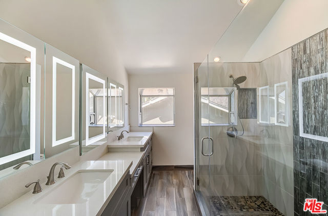 8418 Pinelake Drive photo 6