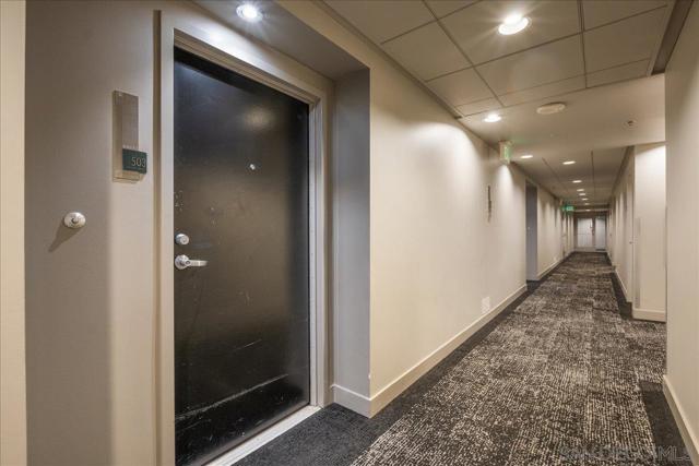 425 W Beech St, San Diego CA: https://media.crmls.org/mediaz/84cf3623-6a14-4e74-a194-c853160ccb26.jpg