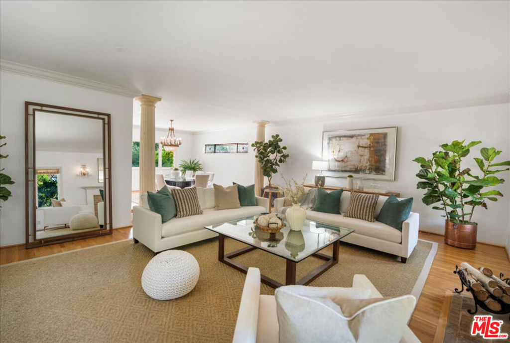 11818 Laurel Hills RoadStudio City img 11