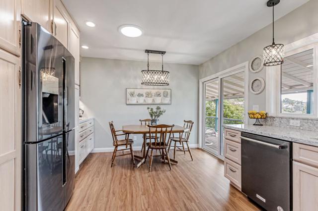 11020 Enchanto Vista Drive, San Jose CA: https://media.crmls.org/mediaz/84d19307-38c0-483b-8b2f-111cf23bd9fe.jpg