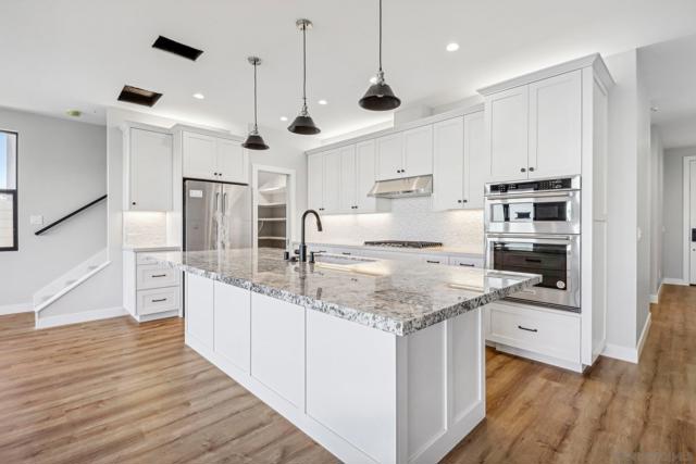 2948 Copley Ave, San Diego CA: https://media.crmls.org/mediaz/84d19a55-8ac8-4efd-9e17-c350c5c4e3e4.jpg