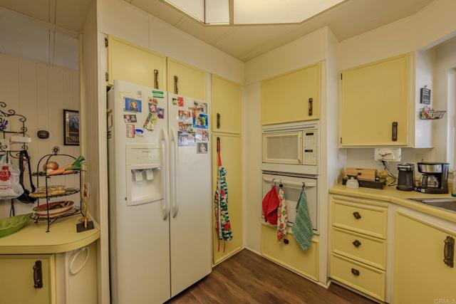 Detail Gallery Image 11 of 28 For 4650 Dulin #121,  Fallbrook,  CA 92028 - 2 Beds | 2 Baths