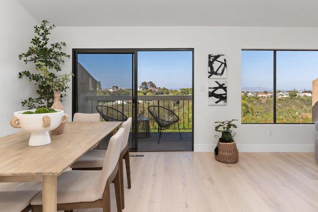 6635 Caminito Scioto, La Jolla CA: https://media.crmls.org/mediaz/84d26f07-94bb-4daa-b5c2-0db3028e8ebc.jpg