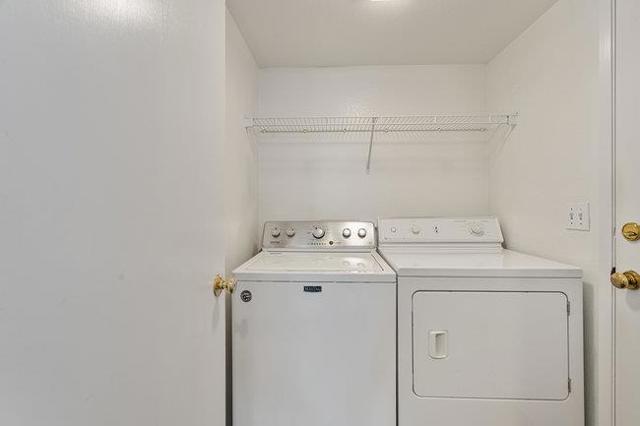 2421 Valley View Road, Hollister CA: https://media.crmls.org/mediaz/84d3e8e8-6405-4a51-bf0c-ee537297185b.jpg