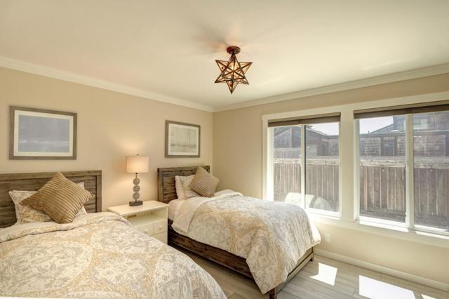 274 Monterey Dunes Way, Moss Landing CA: https://media.crmls.org/mediaz/84d3e974-3515-45e1-8dde-86a5081b9a0a.jpg