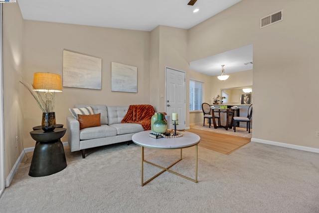 254 Eastridge Dr, San Ramon CA: https://media.crmls.org/mediaz/84d40a15-649a-49d2-98fd-22f46af16a66.jpg