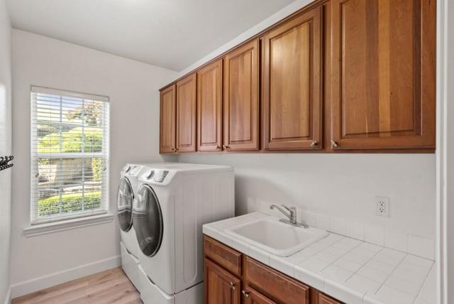 16453 Kings Canyon Court, Morgan Hill CA: https://media.crmls.org/mediaz/84d49f7a-76fd-4fbe-8708-2a3ed3da5105.jpg