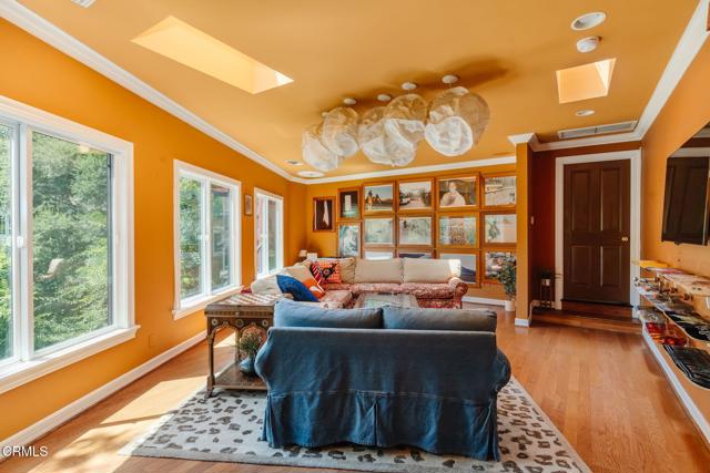 4953 Alta Canyada Road, La Canada Flintridge CA: https://media.crmls.org/mediaz/84d69fea-7726-4d52-bd4d-3acb622c798e.jpg