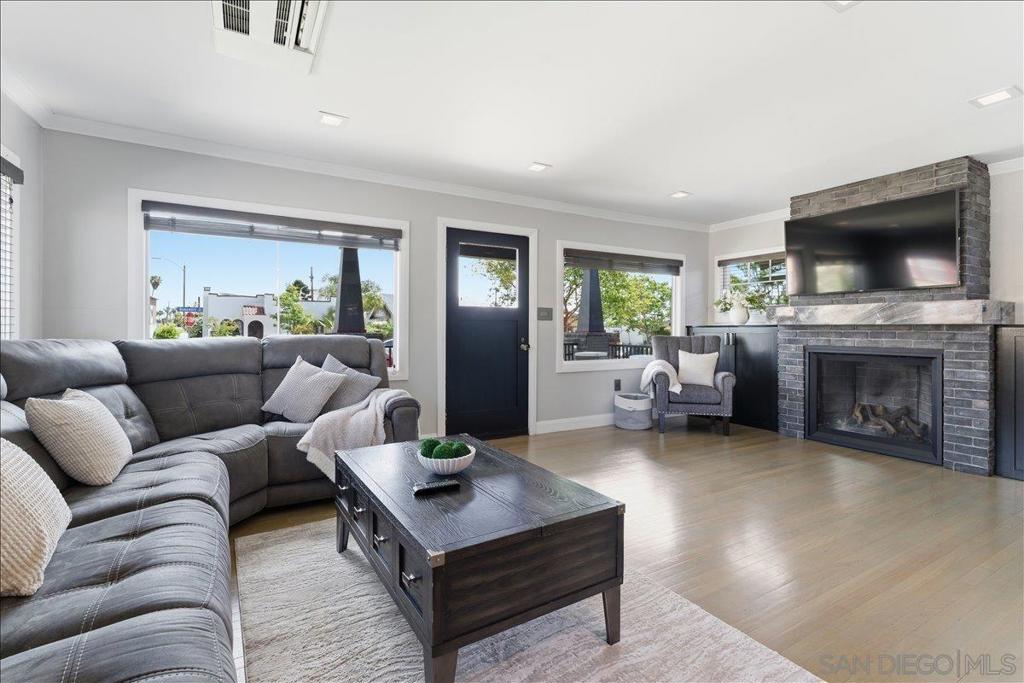 3388 Bancroft Street - photo 7