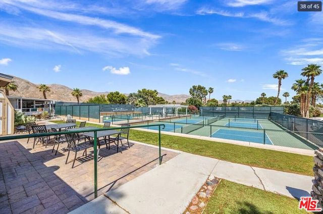 74711 Dillon Road, Desert Hot Springs CA: https://media.crmls.org/mediaz/84d99fcd-2f94-4414-8a20-8925dcc0a9ba.jpg