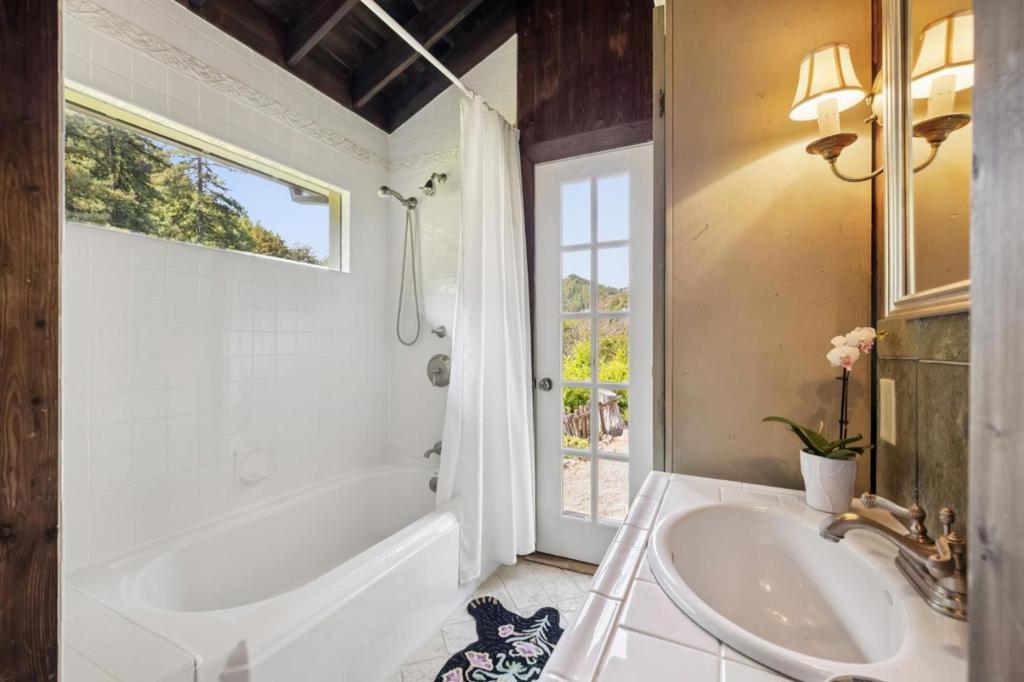 MLS #ML82005863 image #56