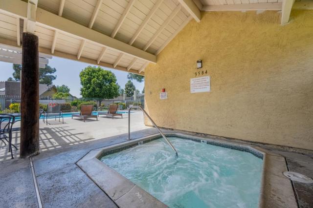 3575 Guava Way, Oceanside CA: https://media.crmls.org/mediaz/84db202a-0b88-4a9e-b800-b1a0a32e0f79.jpg