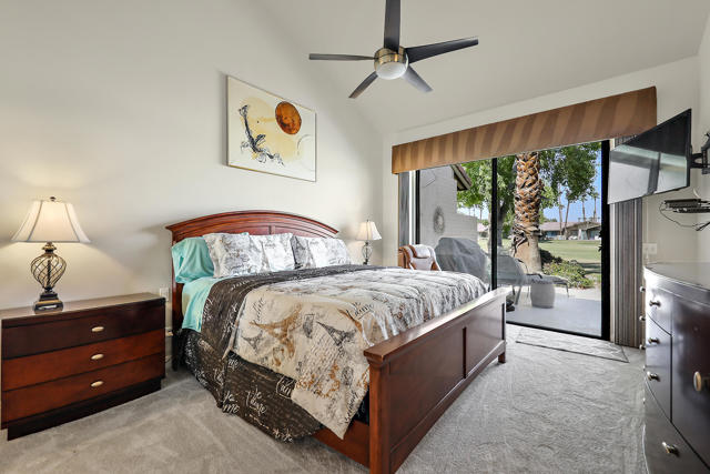 186 Running Springs Drive, Palm Desert CA: https://media.crmls.org/mediaz/84db23c5-fa3d-42f8-9d46-241322e2f48e.jpg