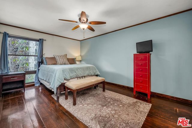 7765 W 91st Street, Playa del Rey CA: https://media.crmls.org/mediaz/84dc1287-ceac-410c-a7b5-751f283591fd.jpg