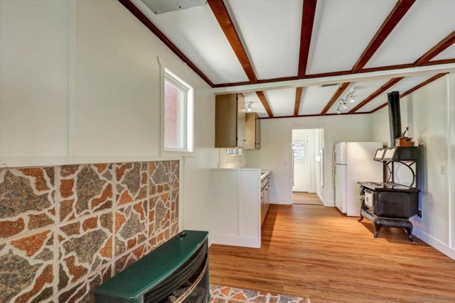 3174 Salton Vista, Julian CA: https://media.crmls.org/mediaz/84dc94b1-abc9-4862-a7fa-b164ef99a36b.jpg