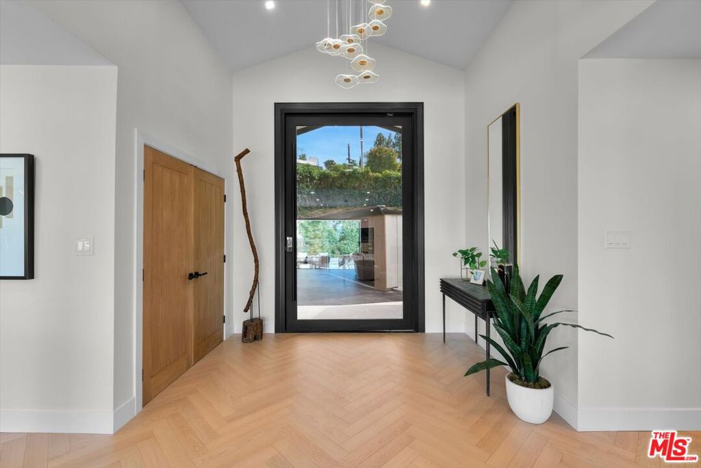 MLS #26845903 image #5