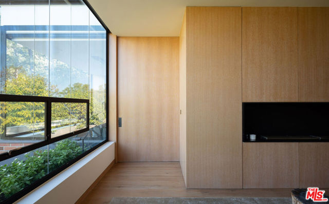 Drew Fenton | 3350 Stoneridge Lane Los Angeles CA | MLS: 7244168 Drew Fenton | 3350 Stoneridge Lane Los Angeles CA | MLS: 7244168