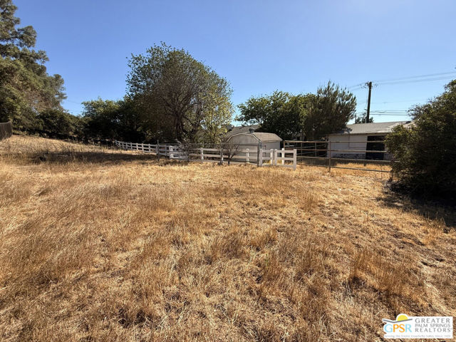 4669 California Avenue, Norco CA: https://media.crmls.org/mediaz/84de07cb-bef0-4569-b66c-52c282c06cb7.jpg