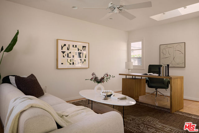 6401 San Vicente Boulevard, Los Angeles CA: https://media.crmls.org/mediaz/84dea3bb-a5f7-41d0-a621-f4d655d6d518.jpg