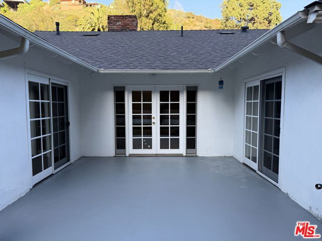 2201 Coldwater Canyon Drive photo 20