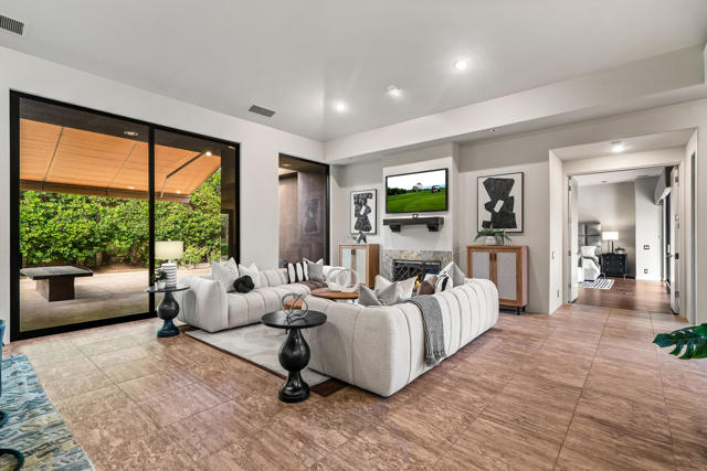 79200 Jack Rabbit Trail, La Quinta CA: https://media.crmls.org/mediaz/84e0e20d-ba1b-4c93-8a58-43ad657dc1e8.jpg