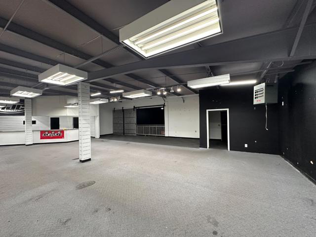 Image 50 of 58 For 1020 Auto Center Parkway