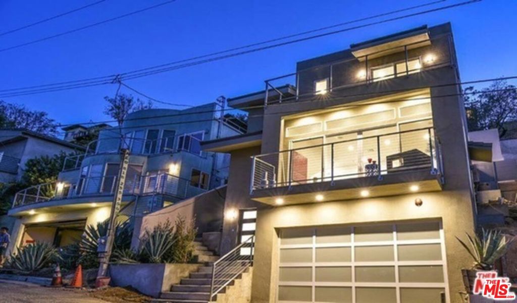649 Cross Avenue