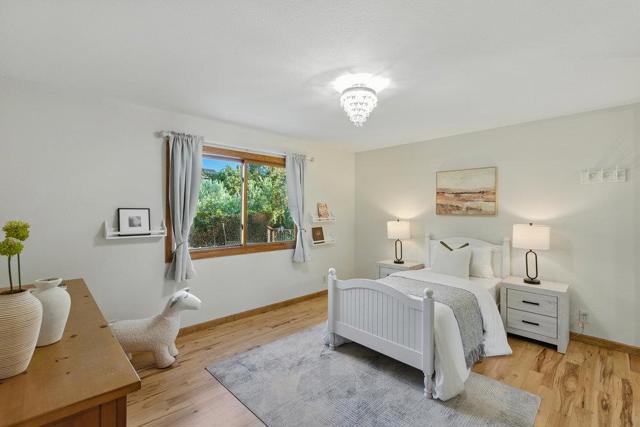 430 Marine Boulevard, Moss Beach CA: https://media.crmls.org/mediaz/84e1208c-5a71-4167-9c6e-01b7eada524b.jpg