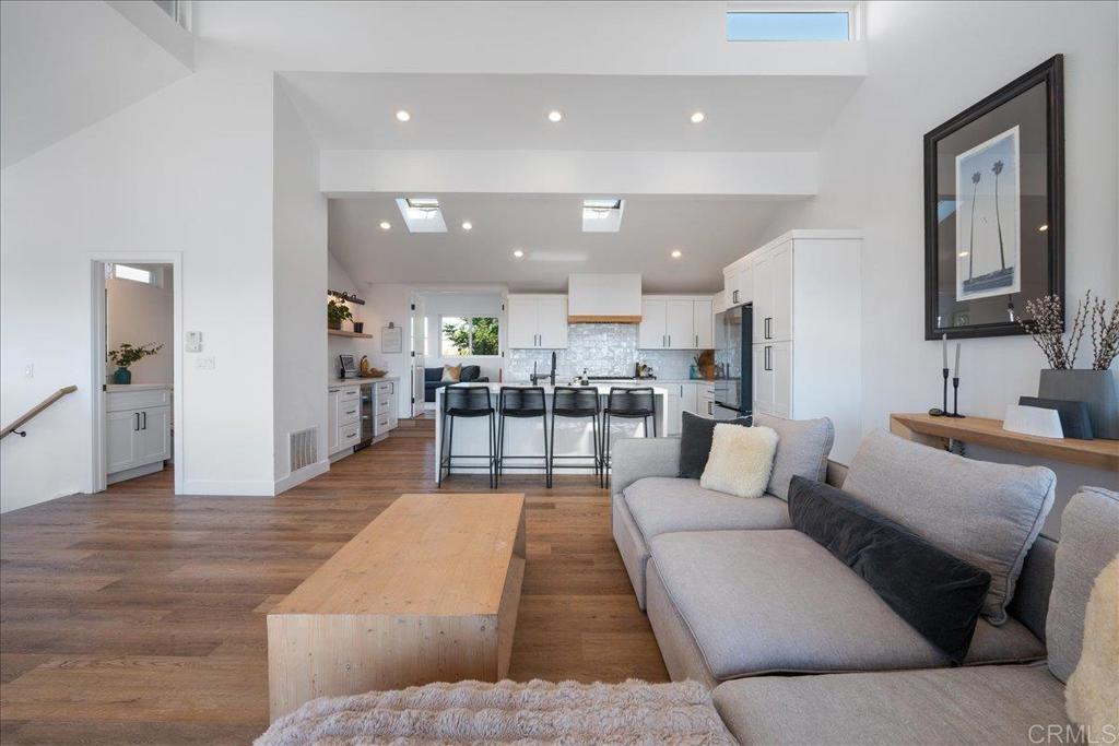1875 Parliament Drive - photo 15